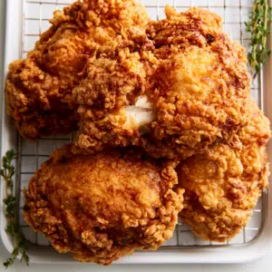 Crispy Buttermilk Fried Chicken (Southern Recipe)